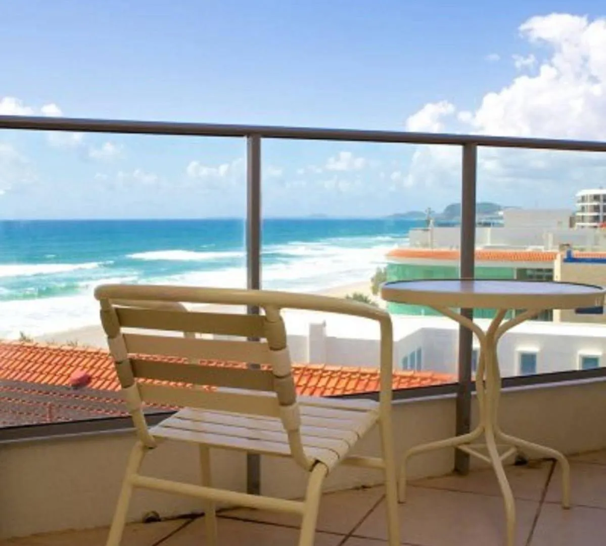 Foreshore Beachfront Apartments Gold Coast